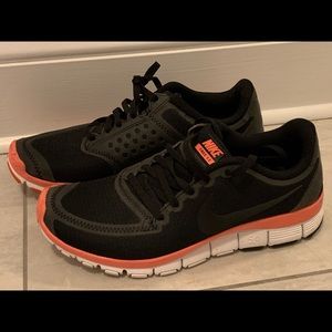 Women’s Nike Free 5.0 running sneakers